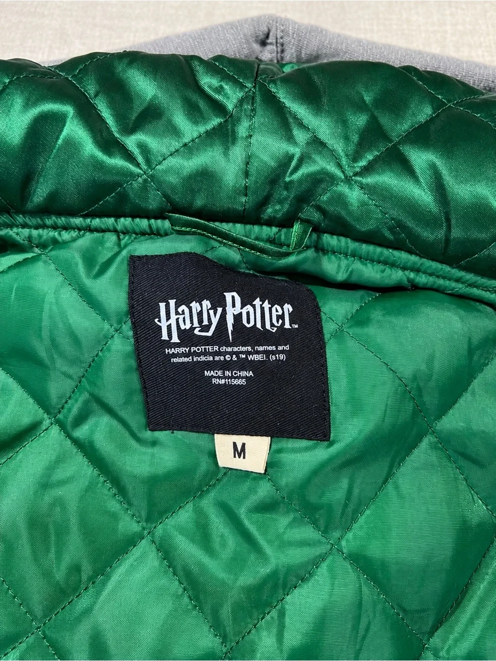 2019 Bioworld Officially Licensed Harry Potter Slytherin Bomber Jacket Size M